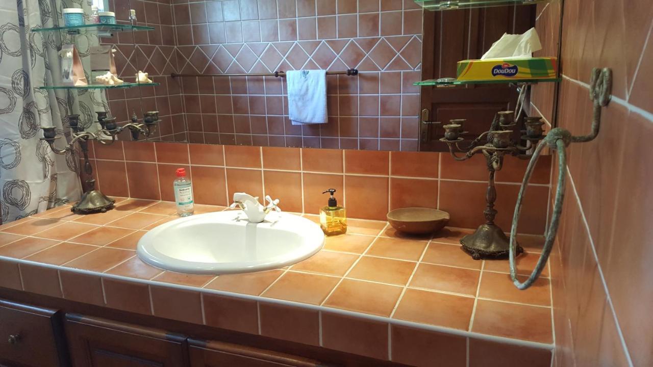 סן-קלוד Agreable Chambre D'Hotes, Sdb, Piscine, Carbet Cuisine. מראה חיצוני תמונה