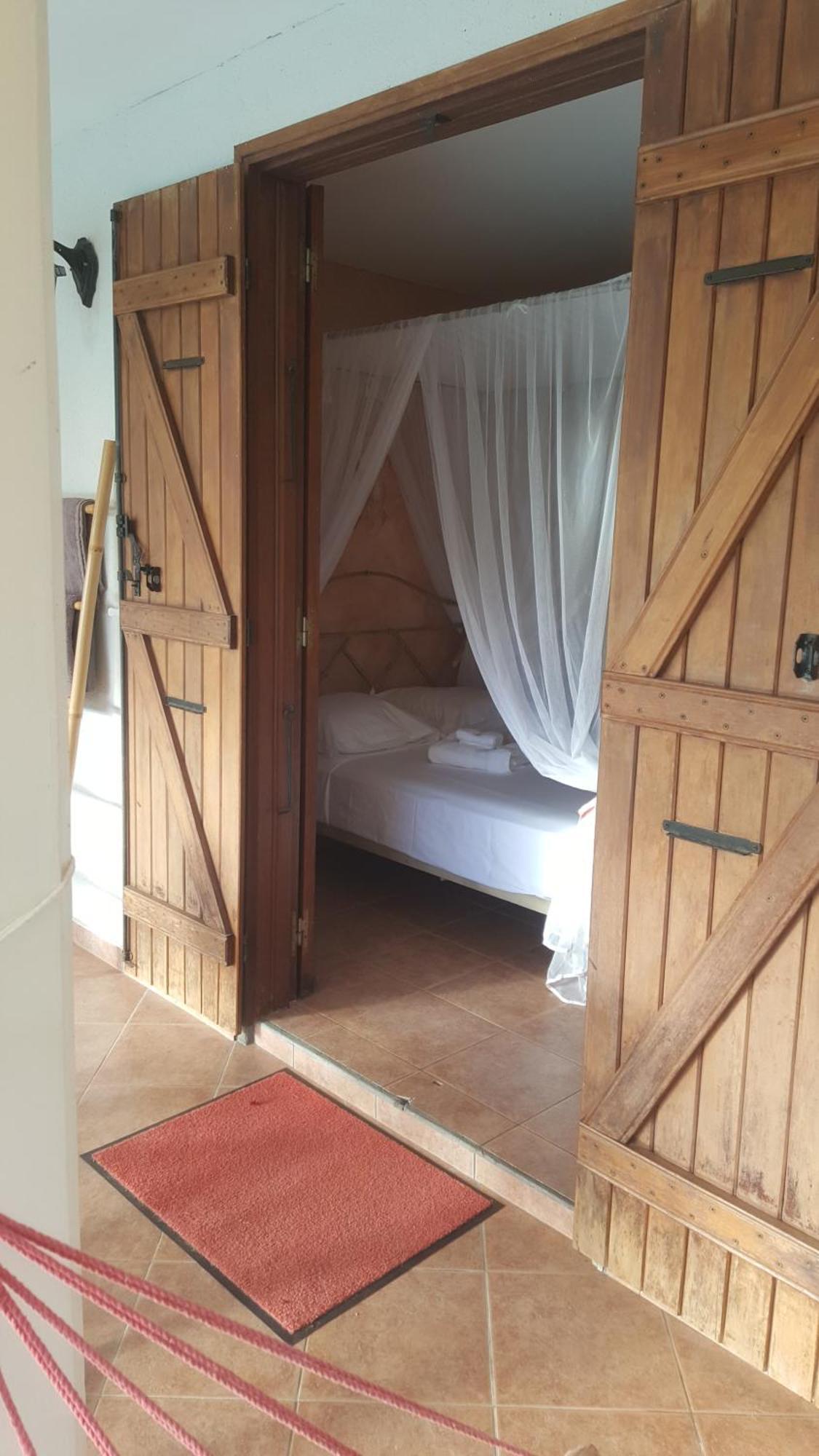 סן-קלוד Agreable Chambre D'Hotes, Sdb, Piscine, Carbet Cuisine. מראה חיצוני תמונה
